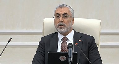 Asgari ücret 22 bin 104 TL oldu