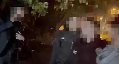 Avukat ve müvekkiline ters kelepçe takan 2 polis ve 2 bekçiye 3 yıl 4'er ay hapis