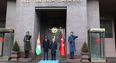 Bakan Güler, Nijerli mevkidaşı Mody ile bir araya geldi