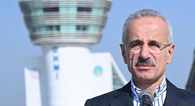 Bakan Uraloğlu: İstanbul Havalimanı'nda 3 pistte eş zamanlı iniş-kalkış yapılacak
