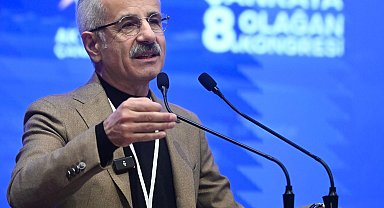 Bakan Uraloğlu: YHT ile Başkent'ten İzmir'i 3,5 saate düşüreceğiz