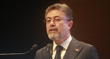 Bakan Yumaklı: Bütün bir sektörü töhmet altında bırakmak, en hafif tabiriyle aymazlıktır