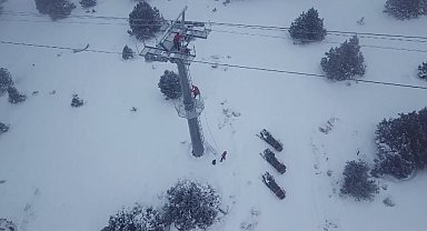 Beyaza bürünen Ergan Dağı Kayak Merkezi'nde tatbikat