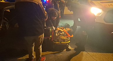 Bursa'da iki otomobil kafa kafaya çarpıştı