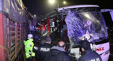 Denizli'deki otobüs kazasında yaralanan İngiliz kadın 3 gün sonra öldü