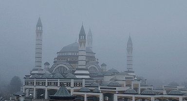 Diyarbakır'da sis; uçak seferleri bugün de iptal