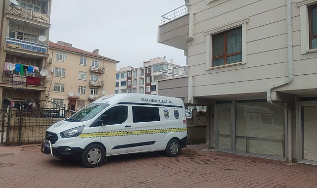 Evinde tabancayla vurulmuş halde bulunan 9 aylık hamile kadın hastanede öldü; bebeği kurtarıldı