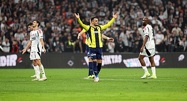 Fenerbahçe zirve yarışında yara aldı