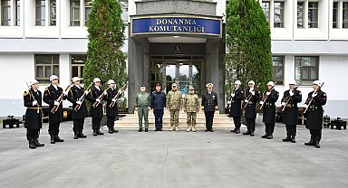 Genelkurmay Başkanı Orgeneral Gürak, TCG Oruçreis Fırkateyni'nde incelemelerde bulundu