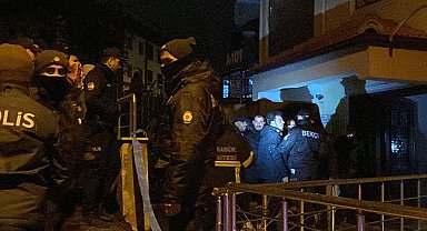 Isıtıcının üzerinde unutulan çakmak gazı patlayıp, evi yaktı