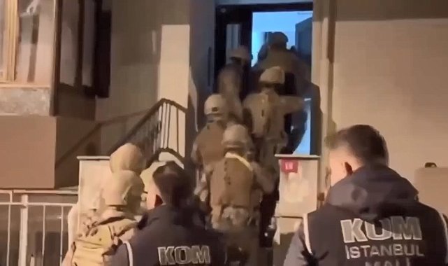 İstanbul - İstanbul'da terör örgütü PKK adına tefecilik yapan 3 kişi yakalandı