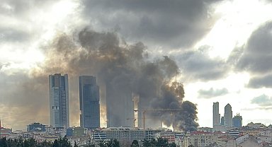 İstanbul - Şişli'de bir binada yangın -1 lar