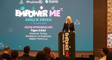 Kariyer hazırlığı ve beceri eğitimleri sunan Gençlik Zirvesi başladı