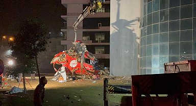 Muğla'da hastaneye çarpan ambulans helikopterin enkazı kaldırıldı