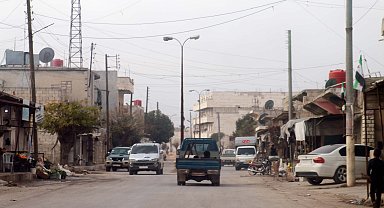 Münbiçli Arap esnaf: PKKYPG bize düşman gözüyle bakıyordu