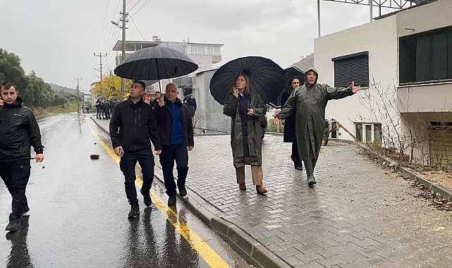 Nazilli'de sağanak; cadde ve sokaklar suyla doldu, heyelan riski olan mahallede inceleme yapıldı