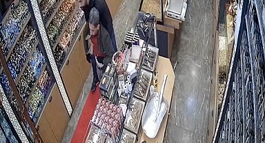 Nefes borusuna şeker kaçan çalışanını Heimlich manevrasıyla kurtardı