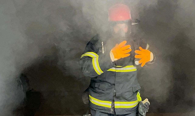 Nevşehir'de depremzedenin perde dükkanında yangın