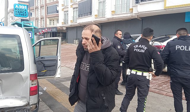 Otomobili ile çarptığı hafif ticari araç, nişanlısının çıktı