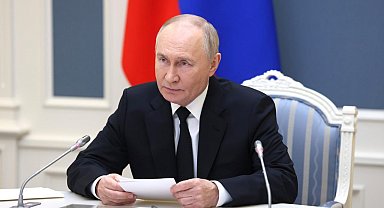 Putin, Ukrayna ile ön koşulsuz görüşmeye hazır olduklarını söyledi