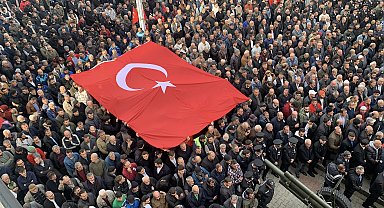 Şehit Teğmen Kalyoncu'nun cenazesi, Rize'de toprağa verildi