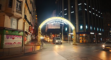 Şişli'de yılbaşı kutlamaları için hazırlıklar tamamlandı