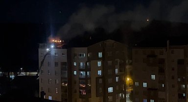 Sivas'ta 9 katlı apartmandaki yangın söndürüldü