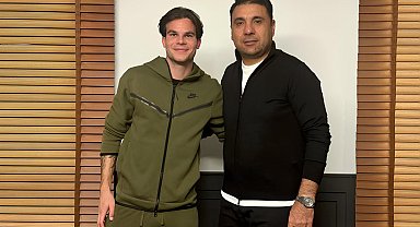 Sivasspor, Charisis ile 3 yıllığına yeni anlaştı