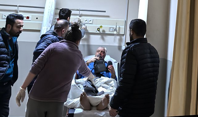 Sokakta tartıştığı kardeşini sopayla dövüp, tabancayla vurdu