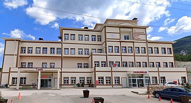Tarlada birlikte çalıştığı arkadaşını kalbinden bıçakladı