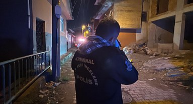 Tartıştığı arkadaşını tabancayla ayaklarından vurdu