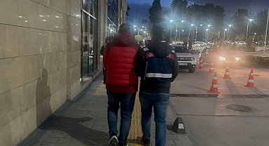 Terör örgütlerinin propagandasını yapan 5 şüpheliye gözaltı