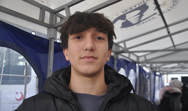 Türkiye'de kuaförlüğü öğrenen Ahmed: Şam'da salon açmak istiyorum