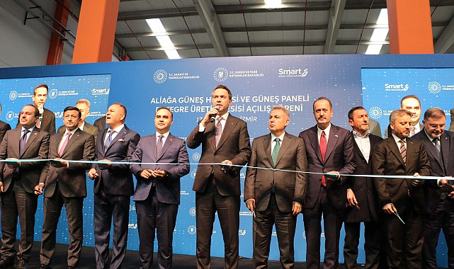 Bakan Kacır ve Bakan Bayraktar, İzmir'de tesis açılışına katıldı
