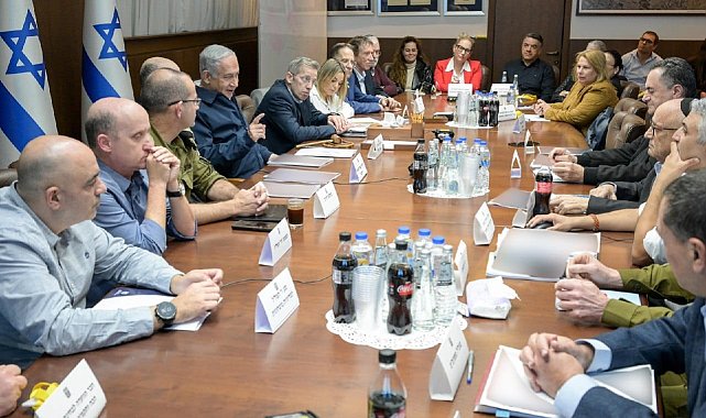 İsrail: Rehinelerin serbest bırakılma sürecinin pazar günü başlaması bekleniyor
