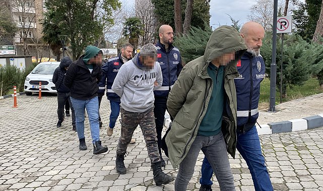 Kilidini kırdıkları elektrikli bisikleti çaldılar; 5 gözaltı