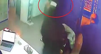 Klinikte 'ses uyarısı' yapan diş hekimini bıçaklayan kadın, tutuklandı