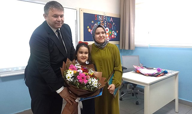 Şehit kızının ilk karne heyecanı