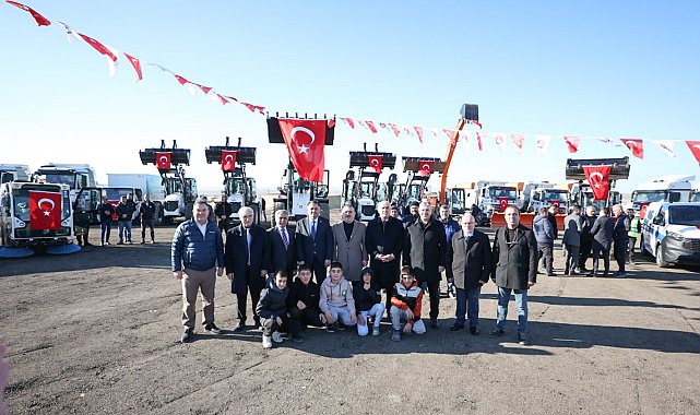 Sincan Belediyesi, 69 yeni hizmet aracı satın aldı