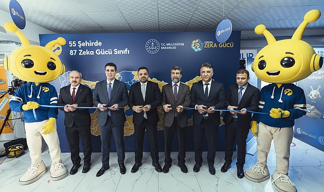 Turkcell Zeka Gücü Projesi'nin yeni sınıfı Elbistan'da açıldı