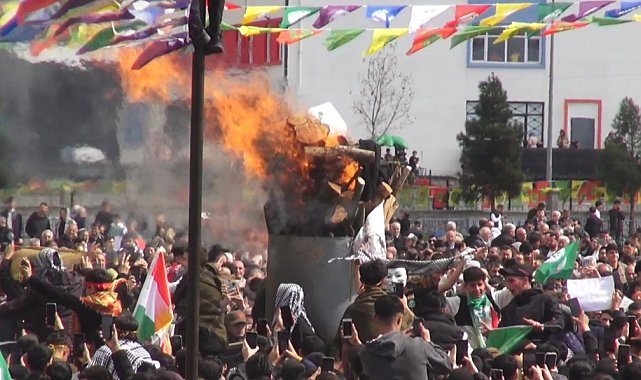 Batman ve Tunceli'de nevruz kutlandı