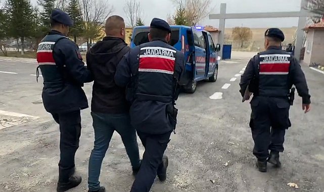 Cezaevinden izinli çıktı; hırsızlık yaparken yakalandı