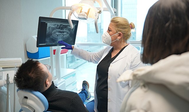 Dünya Oral Sağlığı Günü'nde Down sendromlulara ağız ve diş bakımı