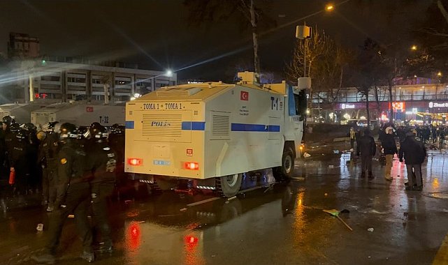 Mansur Yavaş: Provokasyona gelmeden demokratik her hakkınızı kullanın