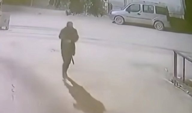 Mertcan'ı öldürdükten sonra tüfeğin dipçiğiyle cesedine vurmuş