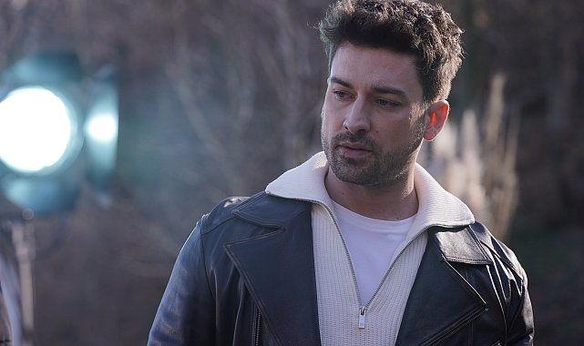 Piyasa'da Münevver için savaş başladı