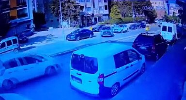 İstanbul - Ataşehir'de motosiklet kazası kamerada