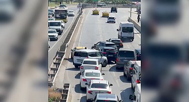 İstanbul - Beykoz'da seyir halindeyken fenalaşan sürücü otomobilinde kilitli kaldı