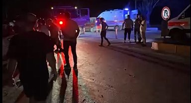 İzmir'de kamyonet ile hafif ticari araç çarpıştı: 7 yaralı