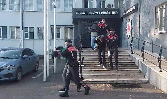 Bursa merkezli 6 ilde fuhuş operasyonu; 22 gözaltı